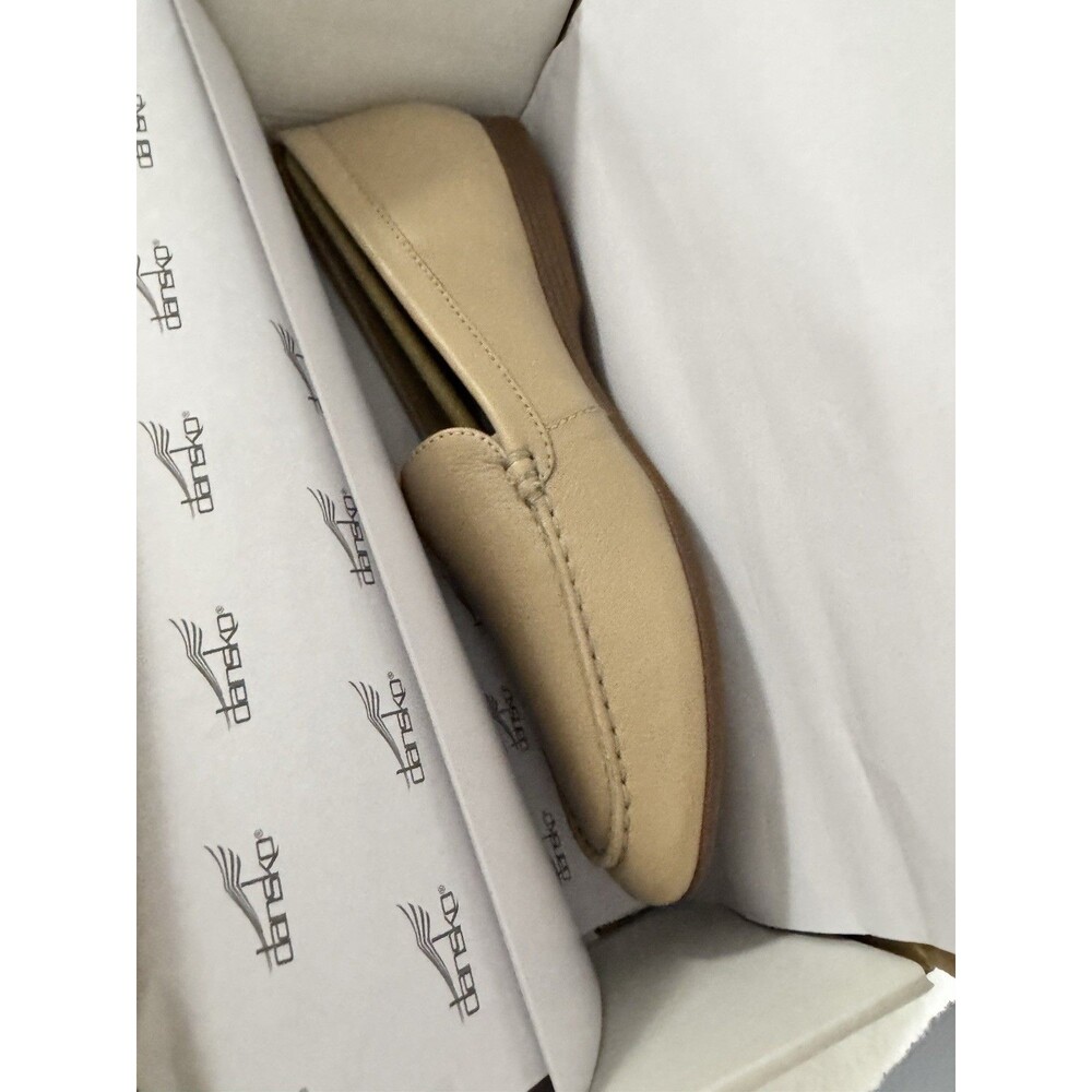 Dansko Womens Sand Lorri Tumbled Leather Loafers Size 36 US 5.5 New With Box - Picture 5 of 6